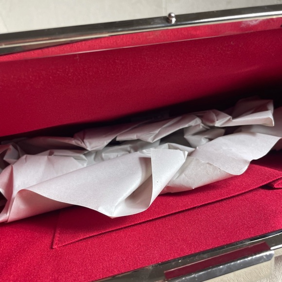 NWOT Red Orange Pink Blue Teal Wave Rainbow Soft Clutch Purse - Picture 7 of 9